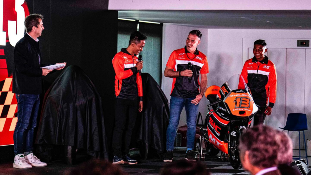 Zulfahmi Khairuddin Terajui Pasukan SIC Racing-MSi di JuniorGP