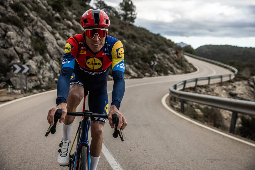 Alex Espargaró Sertai Pasukan UCI WorldTeam Lidl-Trek