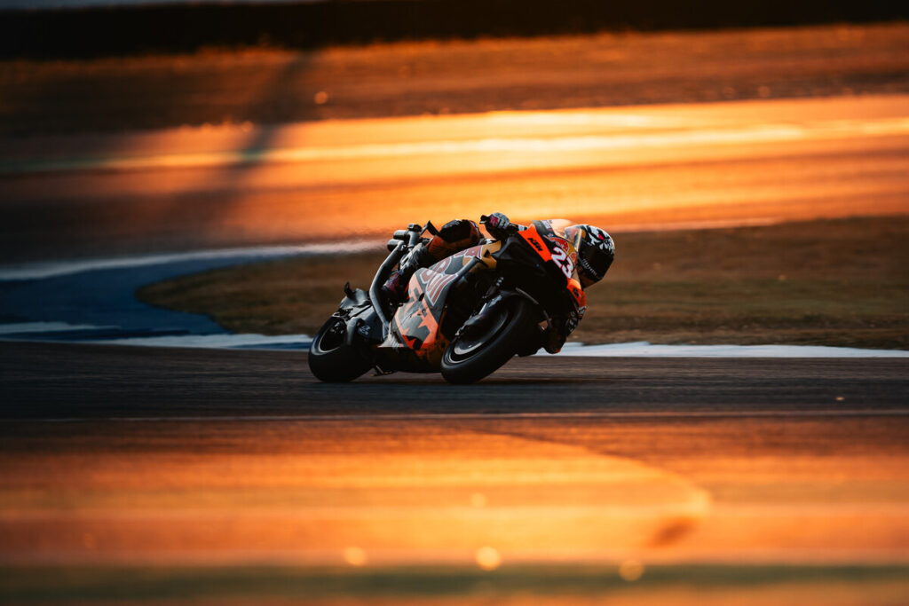 Enea Bastianini akui belum serasi bersama KTM RC16