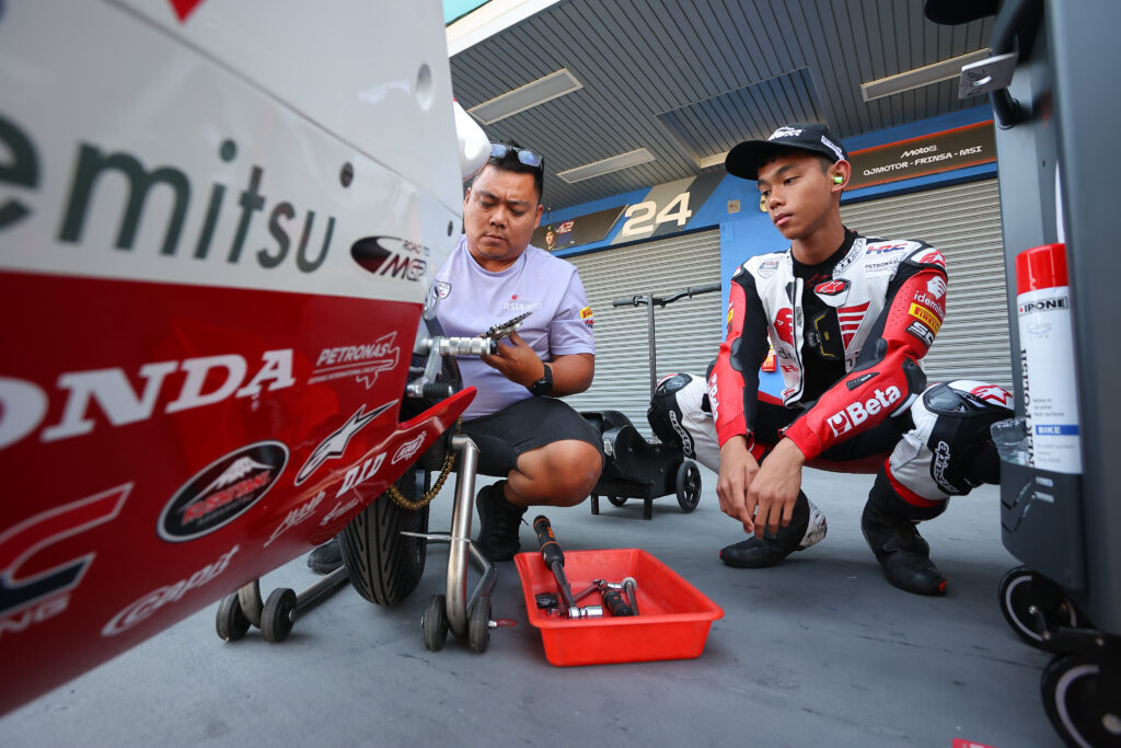 Debut ATC: Adam Danial, Sharf Muhriz Sasar Keputusan Terbaik