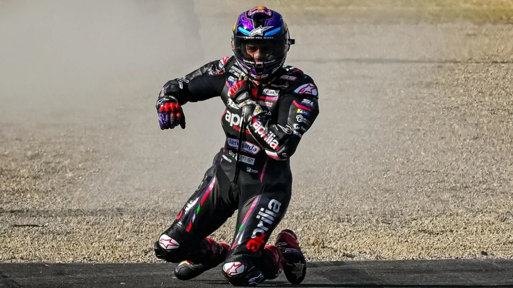 Jorger Martin patah tulang selangka