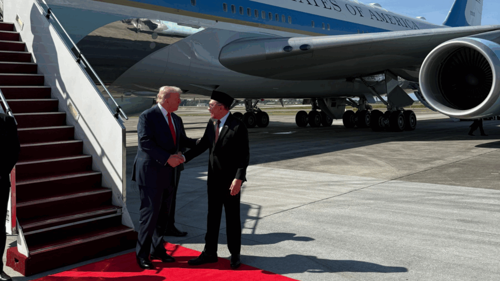 Kehadiran Donald Trump ke Malaysia, peminat MotoGP diminta bertolak awal