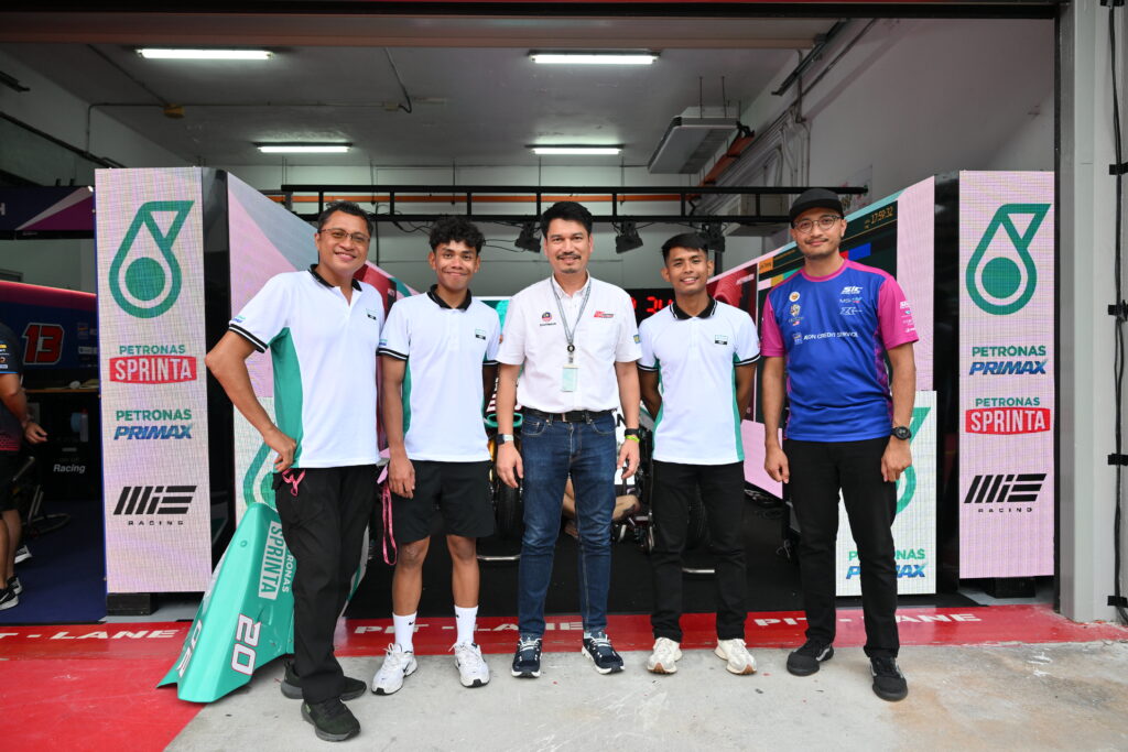 Helmi & Azroy Kekal Positif di Sepang, Bangga Dengan Pencapaian Hakim Danish