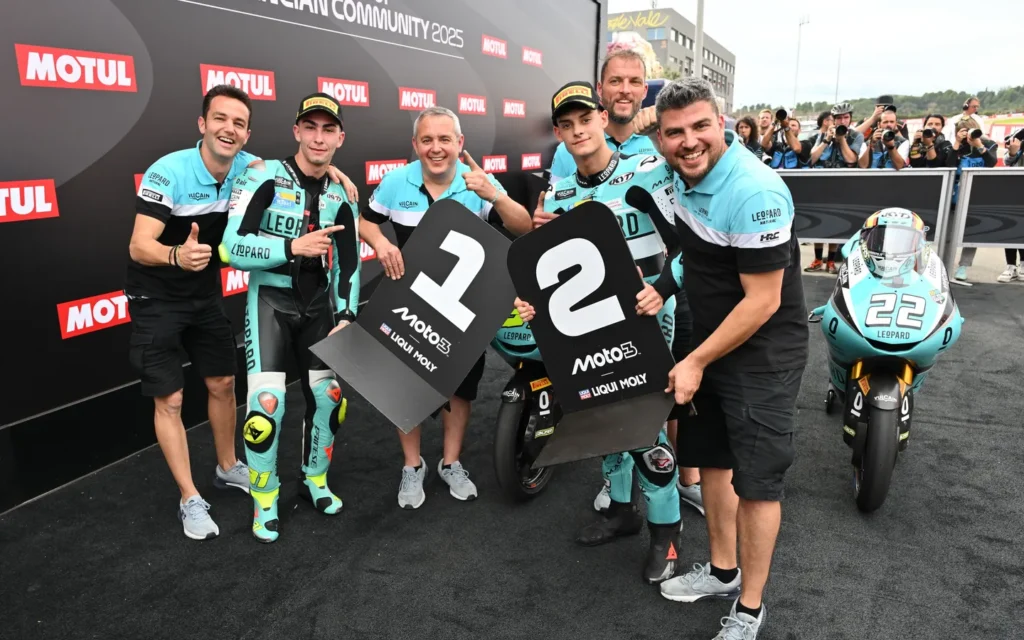 Adrian Fernandez tewaskan rakan sepasukan untuk sambar petak utama