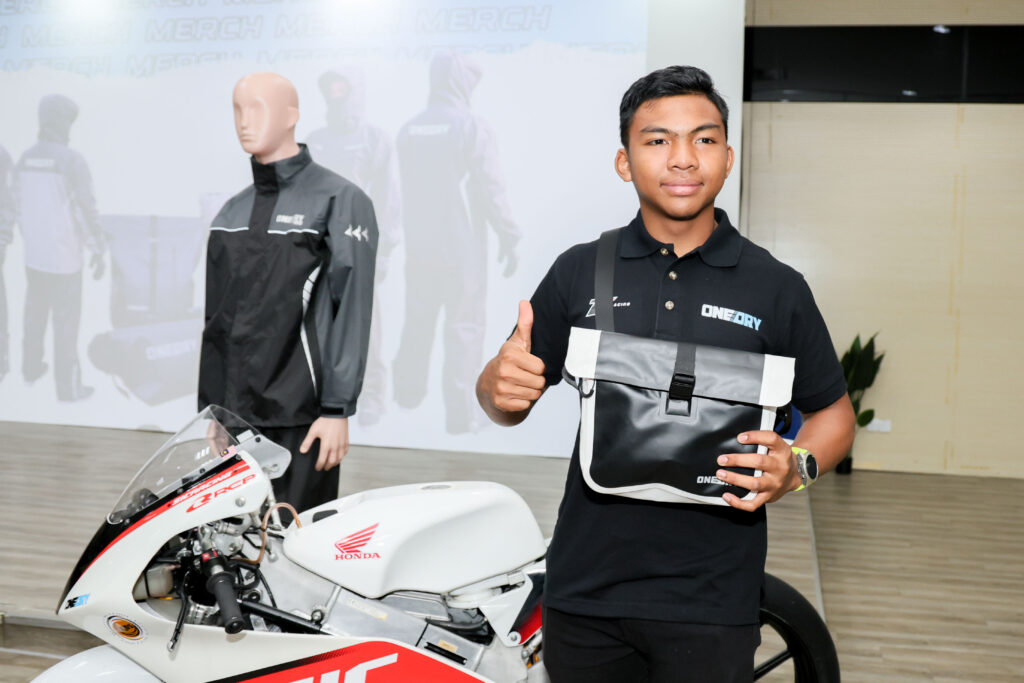 Hakim Danish berlepas ke Sepanyol sebagai persiapan awal Moto3